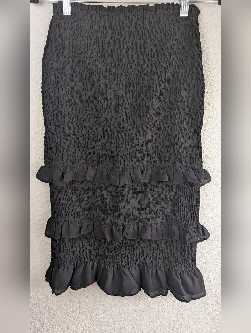 Abercrombie & Fitch Smocked Tiered Bodycon Skirt Black M Stretch Going Out